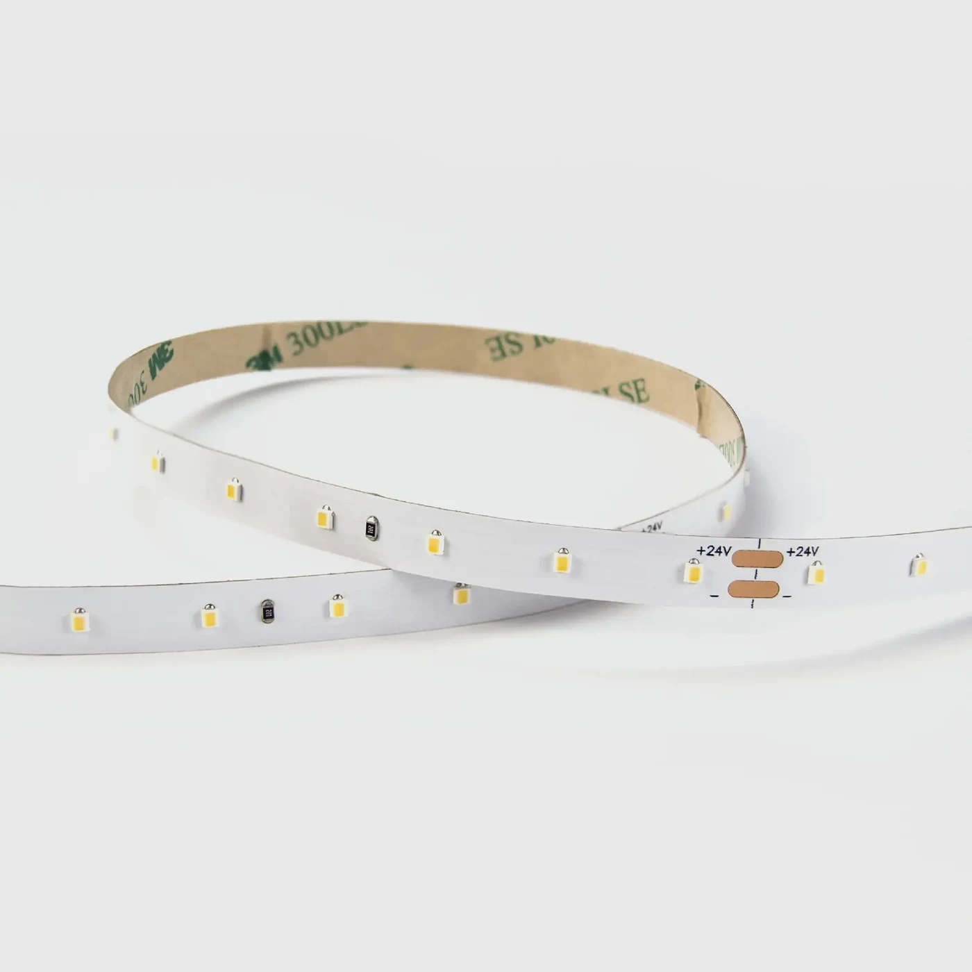 2216 Strandard 4.8W/M 8mm 480lm 70LEDs/M IP20 24V